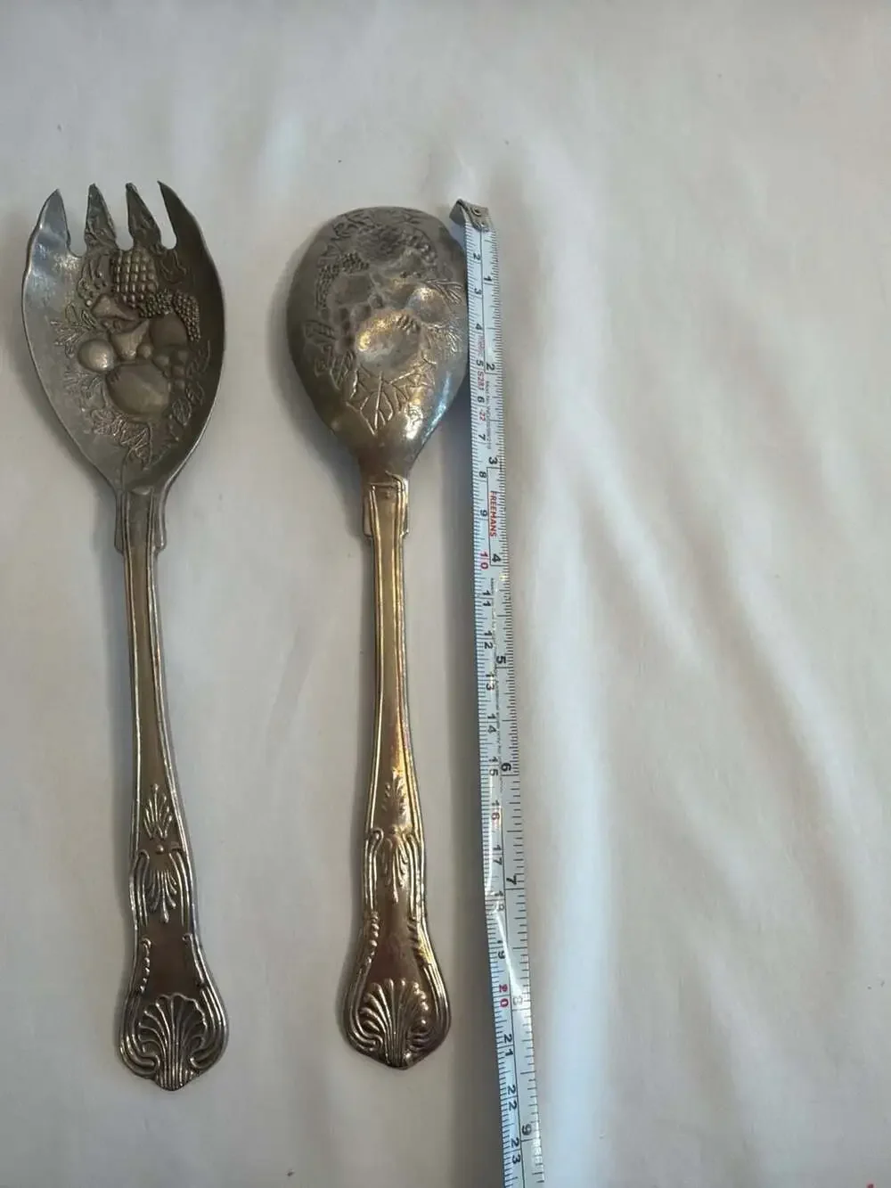 Vintage Raimond Sheffield England EPNS Silverplate Fruit & Berry‎ Embossed Salad